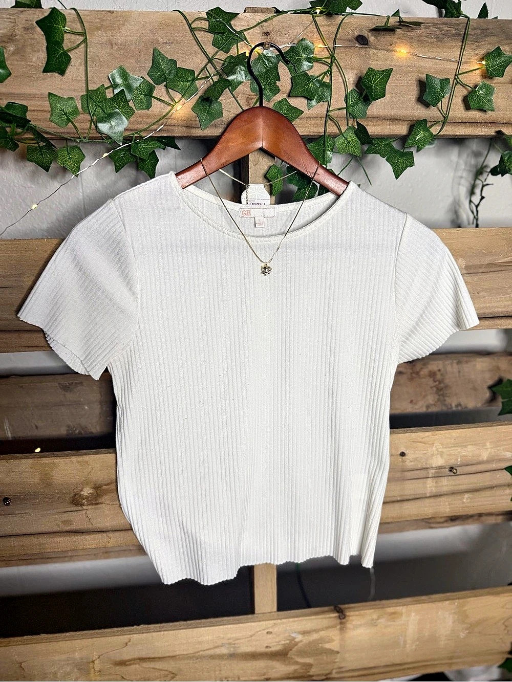 Gianni Bini Ribbed Short Sleeve Top in White Size large